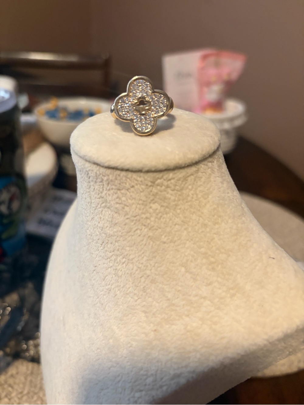 Gold Pave Clover Ring Size 9 Women Jewelry